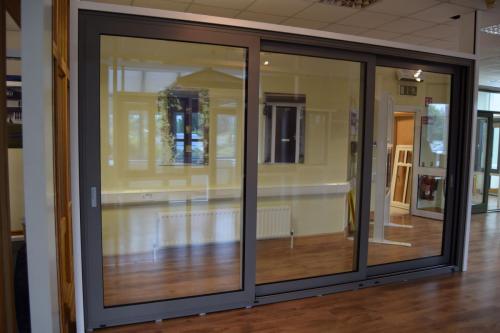 Aluminium Lift _ Slide Doors